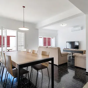 Hauzify I Riera Appartement