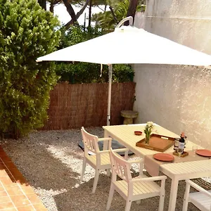 Appartement Con Jardin, Castell-Platja d'Aro